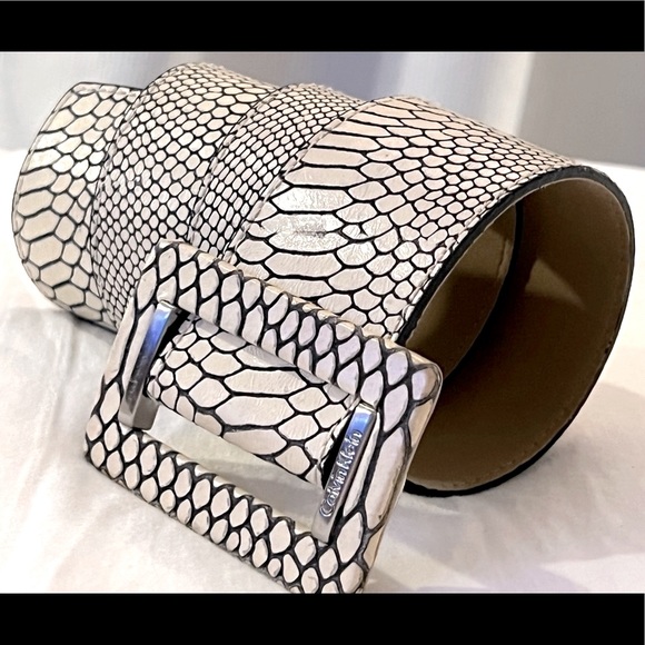 ⭐️ CALVIN KLEIN ⭐️ VINTAGE WAIST BELT GENUINE LEATHER SIZE SMALL - Picture 11 of 16